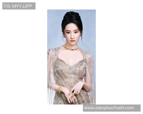 刘亦菲跨界挑战足球明星身份展现多才多艺的魅力与风采 刘亦菲跨界挑战足球明星身份展现多才多艺的魅力与风采