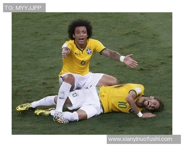 足球明星耍赖瞬间高清大合集展现球场背后的幽默与精彩 足球明星耍赖瞬间高清大合集展现球场背后的幽默与精彩